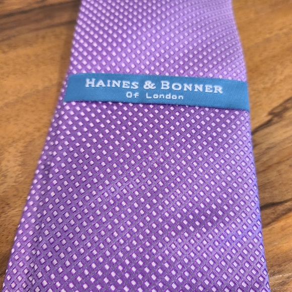 Haines & Bonner Purple Dot Silk Tie -NWT - Picture 2 of 6